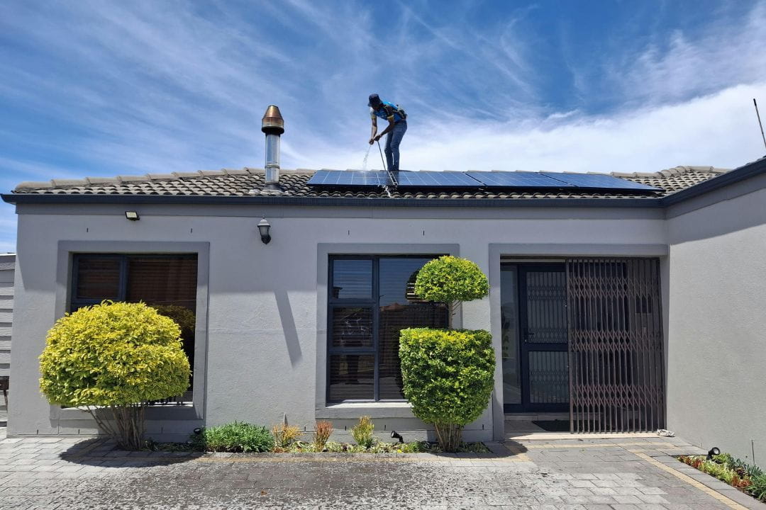 Get SolarMax solar installation detail